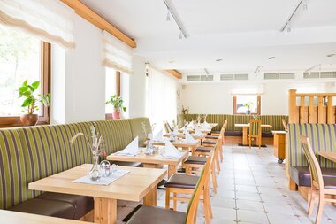 © www.orange-foto.at